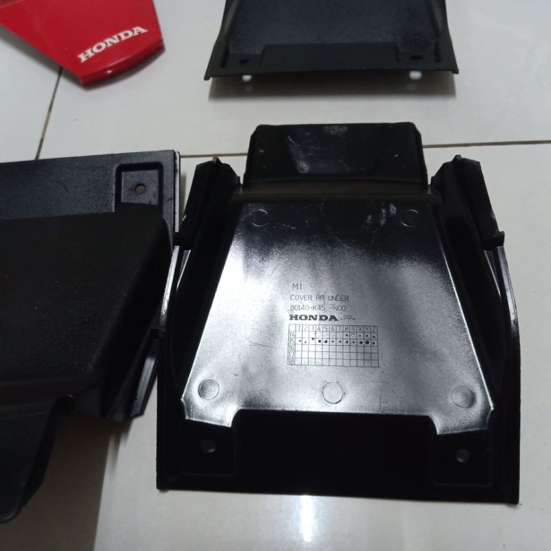 tutup spakbor belakang CBR lokal