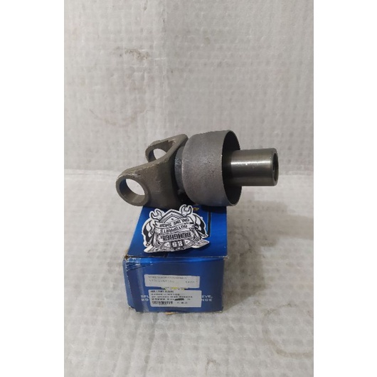 YOKE SLEEVE SOK KOPEL DEPAN DAIHATSU GRAN MAX AVANZA XENIA 1.3 37302-BZ100