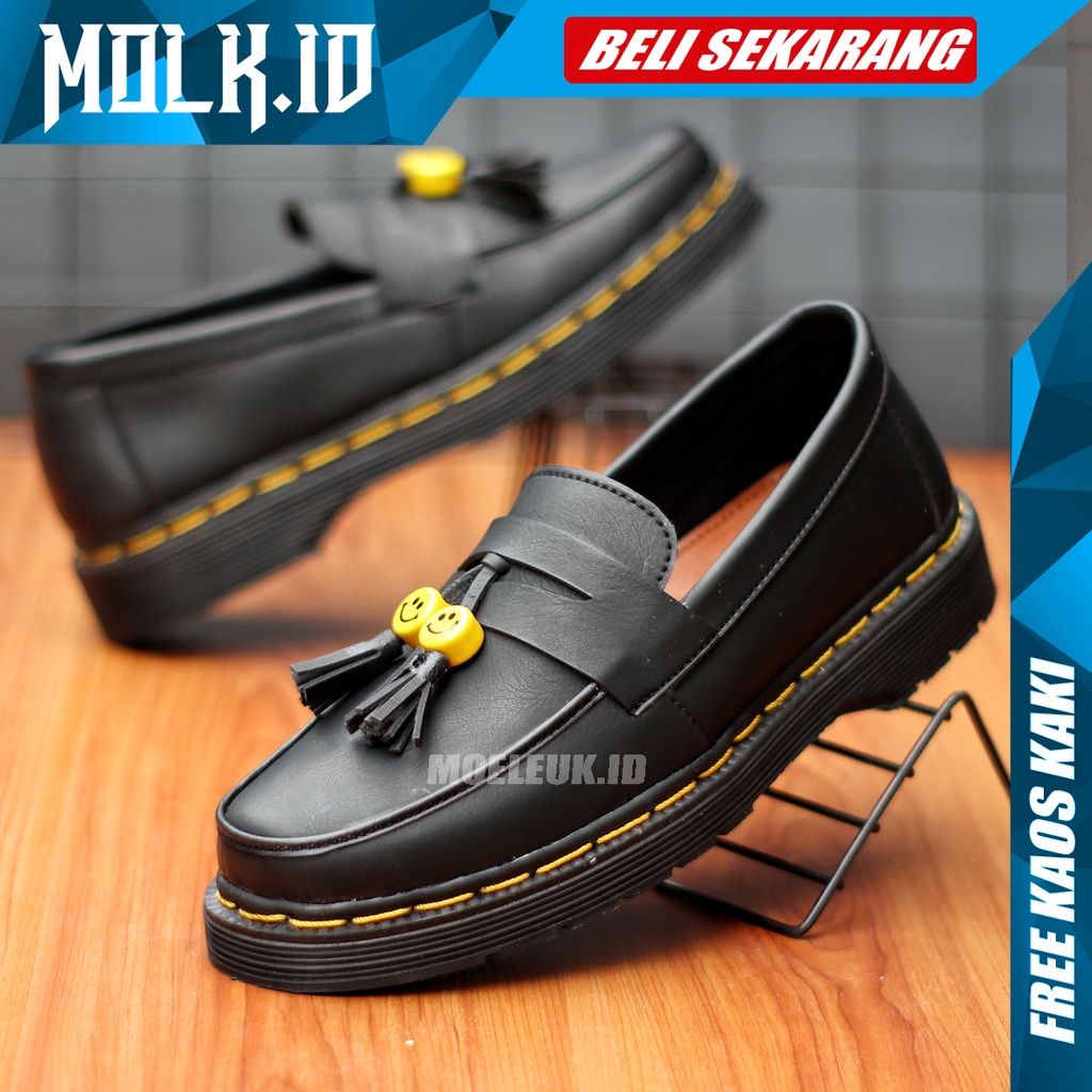 MOLK Sepatu Docmart Pria Smile Kulit Pu Formal Casual Modern Original Trendy Sepatu Cowok Keren