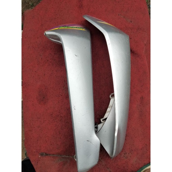 sayap luar honda kirana warna silver