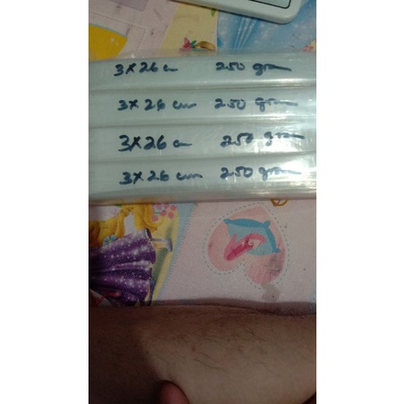 plastik es Mambo spidol bening ukuran 3x26 250gram