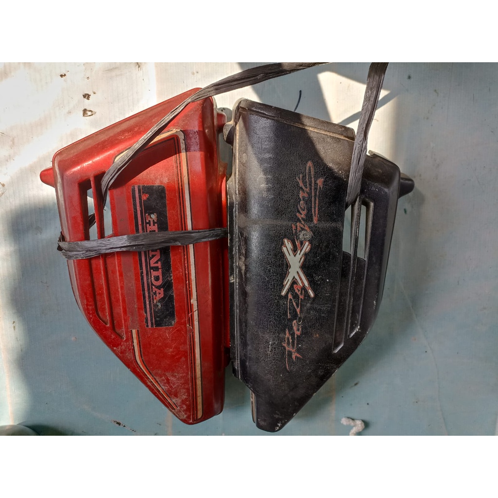 KEMPOL AKI GL100 GL 125 COVER BOX GL100 GL125  ORIGINAL