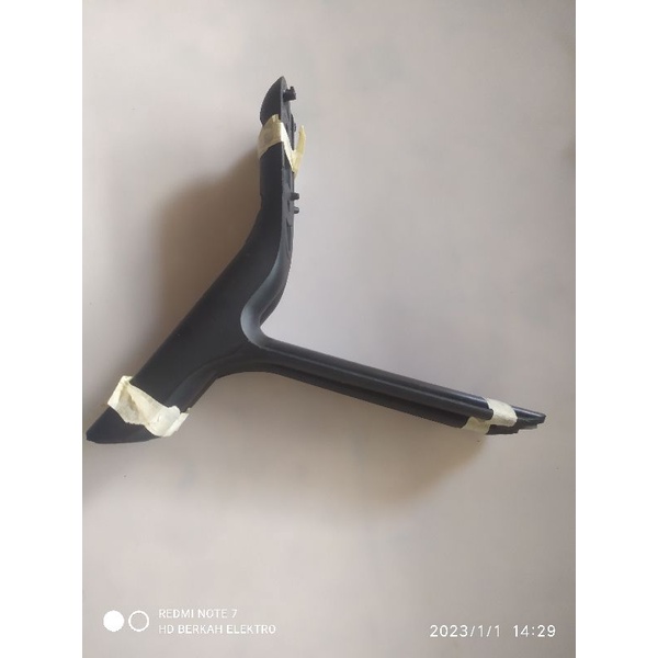 KAKI TV LG 42LB550/42lf550