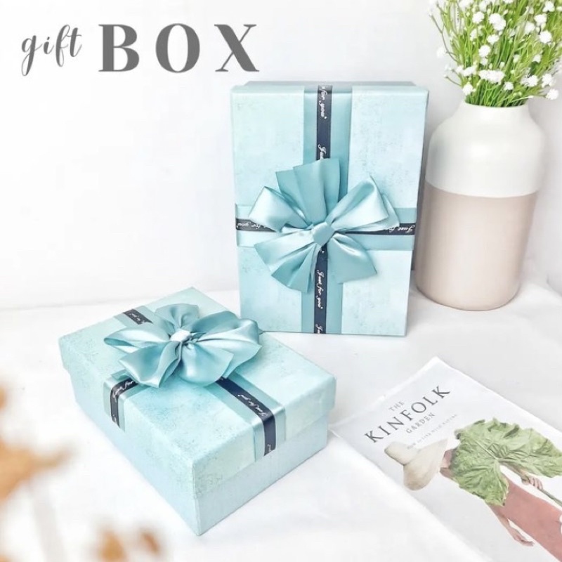 

Hampers Gift Box