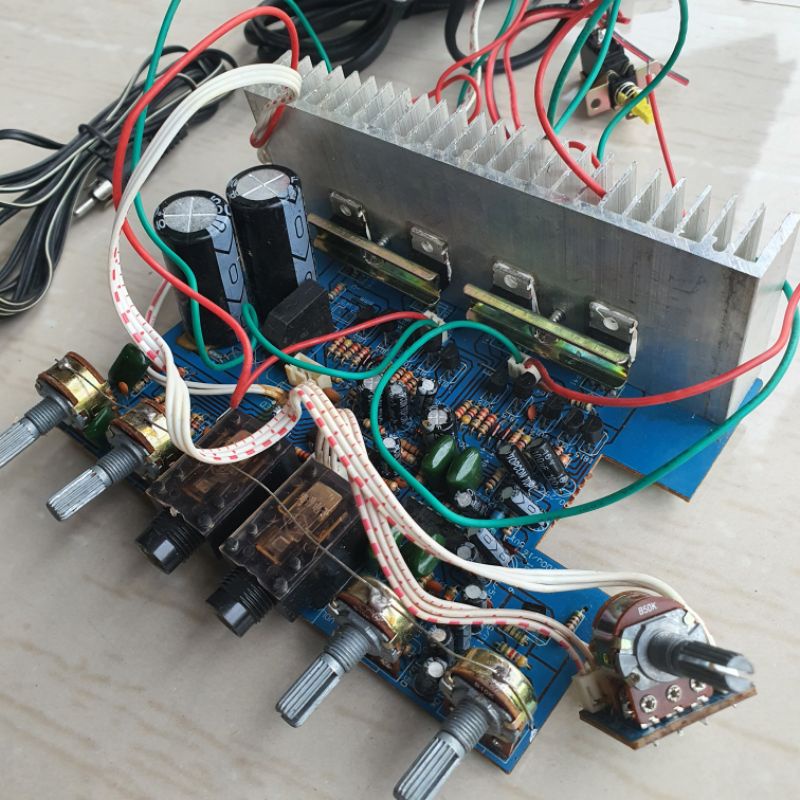 KIT SPEAKER AKTIVE STEREO SISA PRODUKSI PABRIK MEREK PROTON