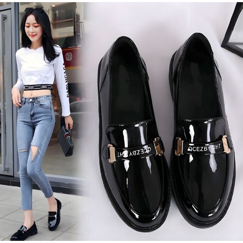 2021 Musim Semi dan Musim Gugur Sepatu Datar Wanita Baru Sepatu Platform Kulit Wanita Sepatu Gesper Kasual Sepatu Mode Wanita Semua Pertandingan / Sepatu Kulit Wanita / Sepatu Fashion Korea / Sepatu Docmart Wanita / Bisa Cod