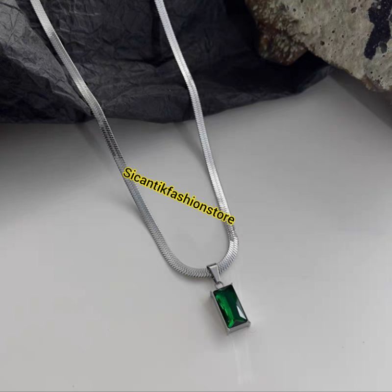 Kalung Wanita Pipih Gepeng  Titanium Liontin Batu Hijau Terbaru Terlaris Anti Karat Selamanya Kalung Titanium Fashion Style Wanita Korean Kalung Pipih Gold Kalung Pipih Silver