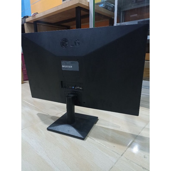 LED Monitor 24inch LG Layar IPS hdmi Mulus