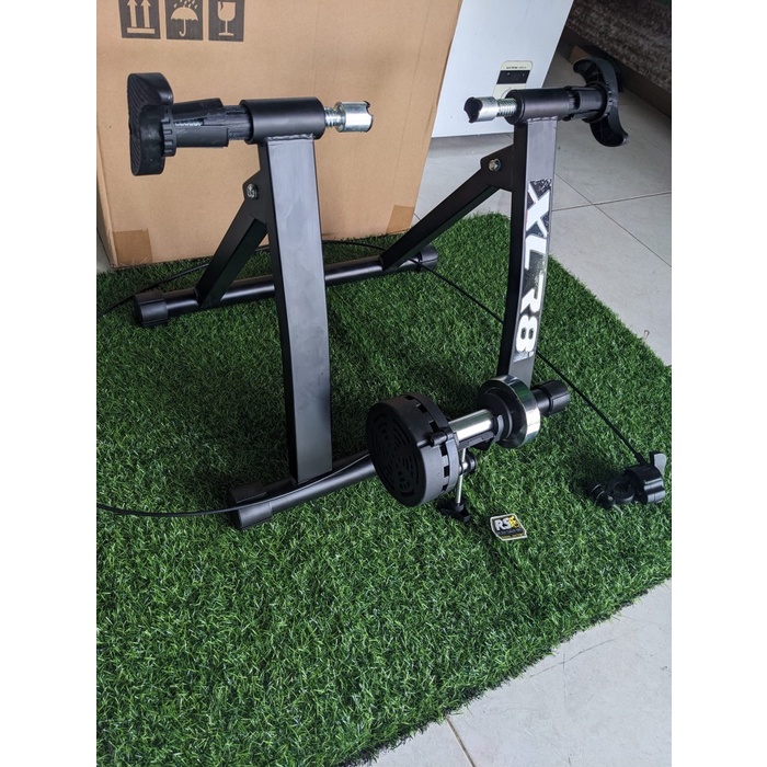 XLR8 BIKE TRAINER + REMOTE LATIHAN SEPEDA