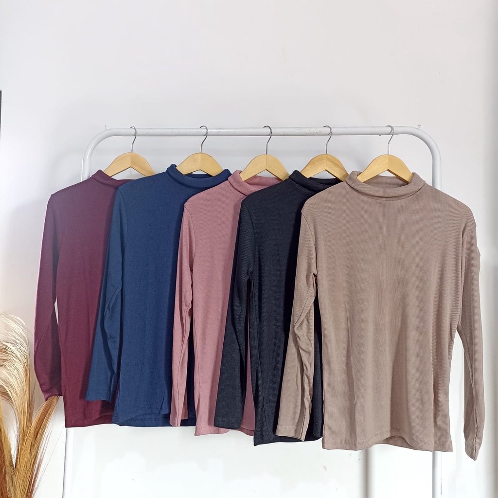 Kaos Rib Turtleneck Pria Dan Wanita