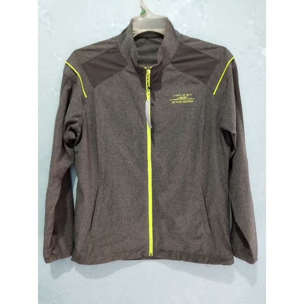 jaket running/outdoor lecaf