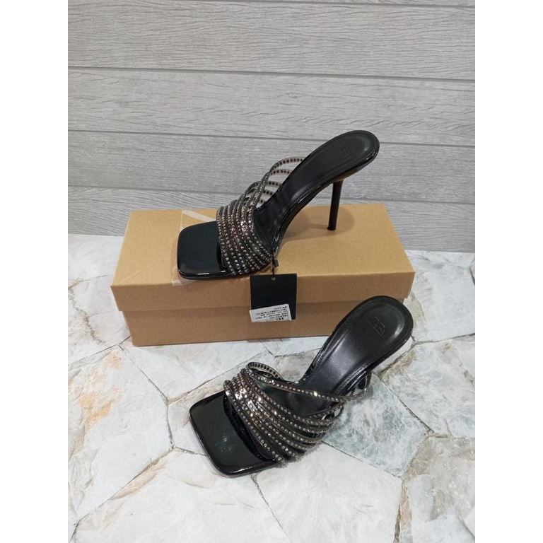 Heels ZR 6851