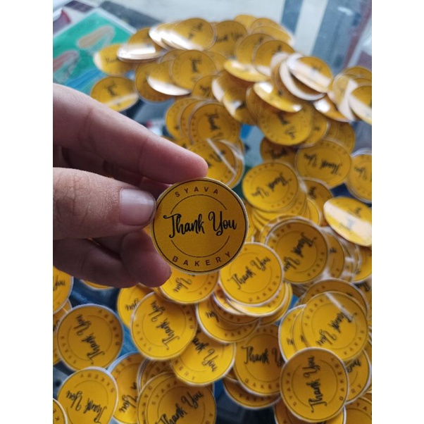 

cetak stiker glossy bebas ukuran