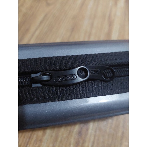 preloved Rimowa Case Eva Air Business Class Amenity