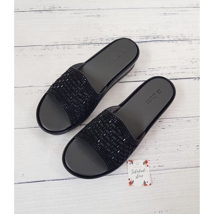 Sandal Selop Wanita Calbi RZX 1809 Original
