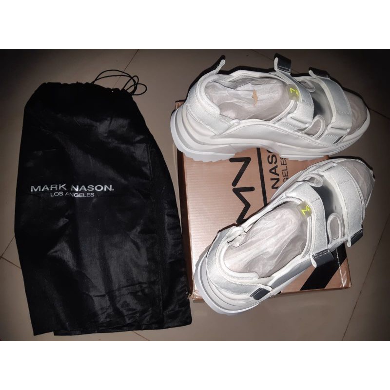 Sepatu Sandals Wanita Skechers Mark Nason Smart Block White - Ukuran 39