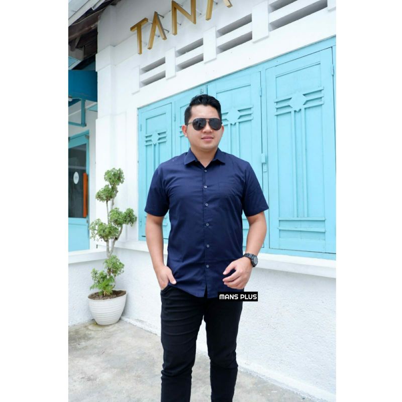 Kemeja Pria Navy Biru Dongker Polos Lengan Pendek Ukuran M L XL XXL XXXL Casual Formal z31