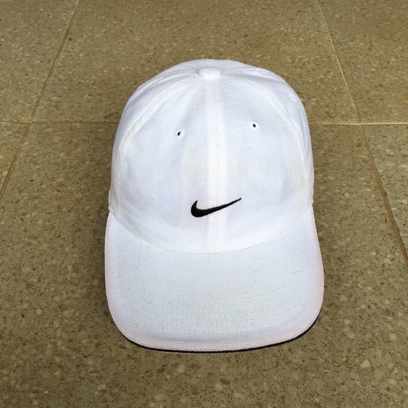 Topi Nike Vtg 90s small swoosh
