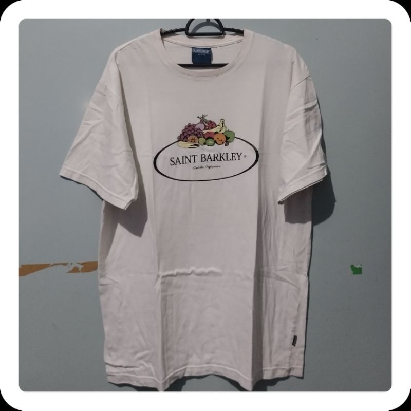 Kaos Putih | Saint Barkley
