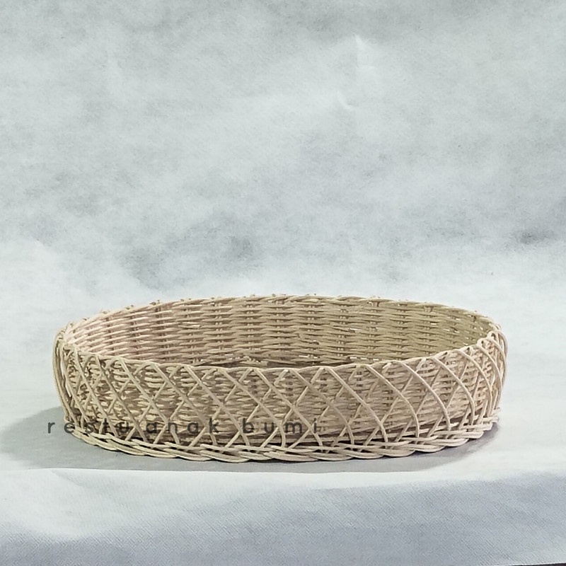 

(R042) Rotan Oval Putih 37x30cm/Hampers/Hantaran/Hadiah/Lamaran/Seserahan/Kado/Gift/Parcel Lebaran/Natal/Acara/Catering/Makanan/Minuman/Keranjang Buah/Souvenir/Wadah Serbaguna/Basket/Perabotan/Fruit Box/Sembako/Teh/Gula/Beras/Telur