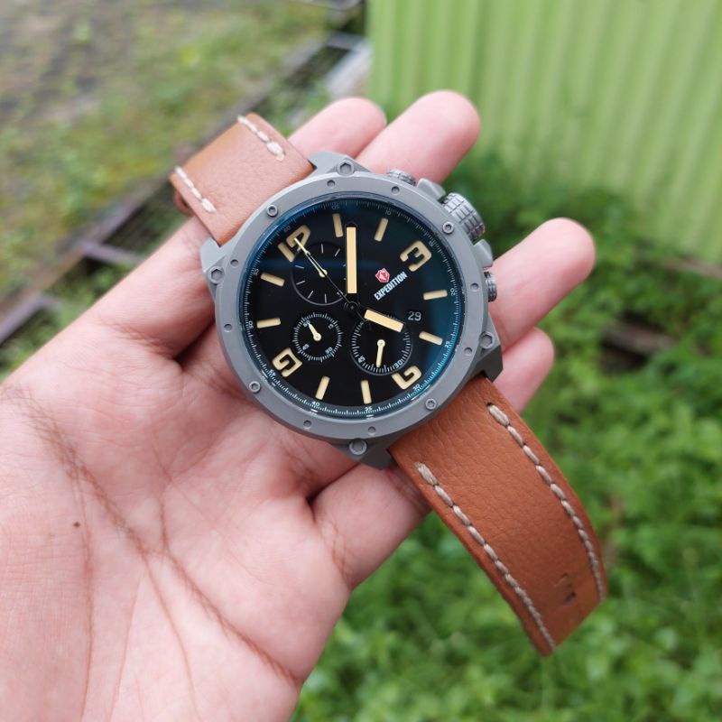 jam tangan pria Expedition second bekas masih bagus ada box seri E6388M macho gagah