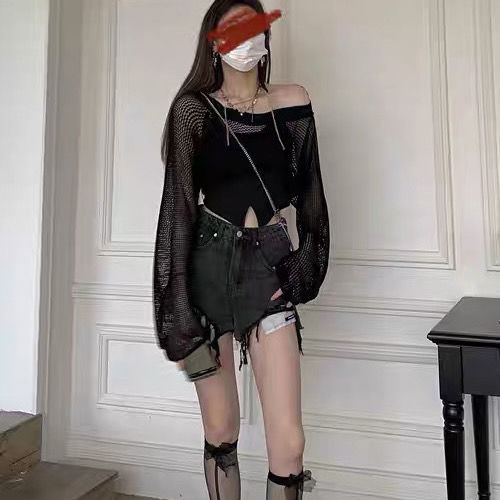 Red Blus tabir surya berongga lengan panjang gaya Korea yang chic manis keren dan keren + kamisol jaket ramping dua potong wanita