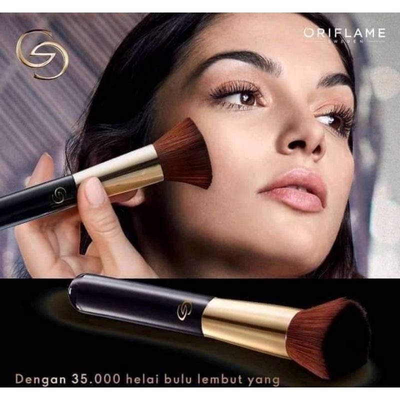 Giordani gold silky foundation