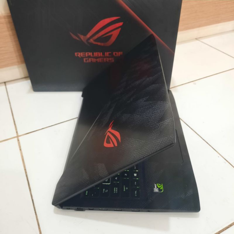 Laptop Asus ROG Strix G531GT Core i7-9750H Ram 8Gb/SSD 512Gb Nvidia Geforce GTX 1650 4GB FULL RGB