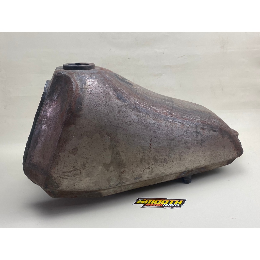 TANGKI TENGKI TRAIL JADUL VINTAGE GASTANK MODEL SUZUKI RM 125 TRAIL TUA