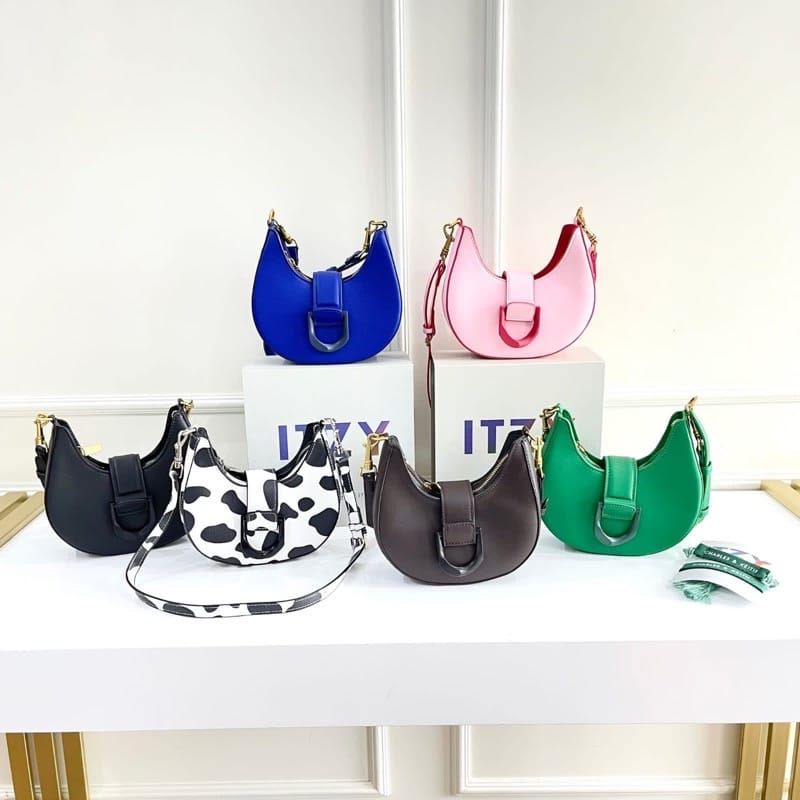 CK ITZY BoX magnet MIROR QUALITY/shoulder bag/Sling bag