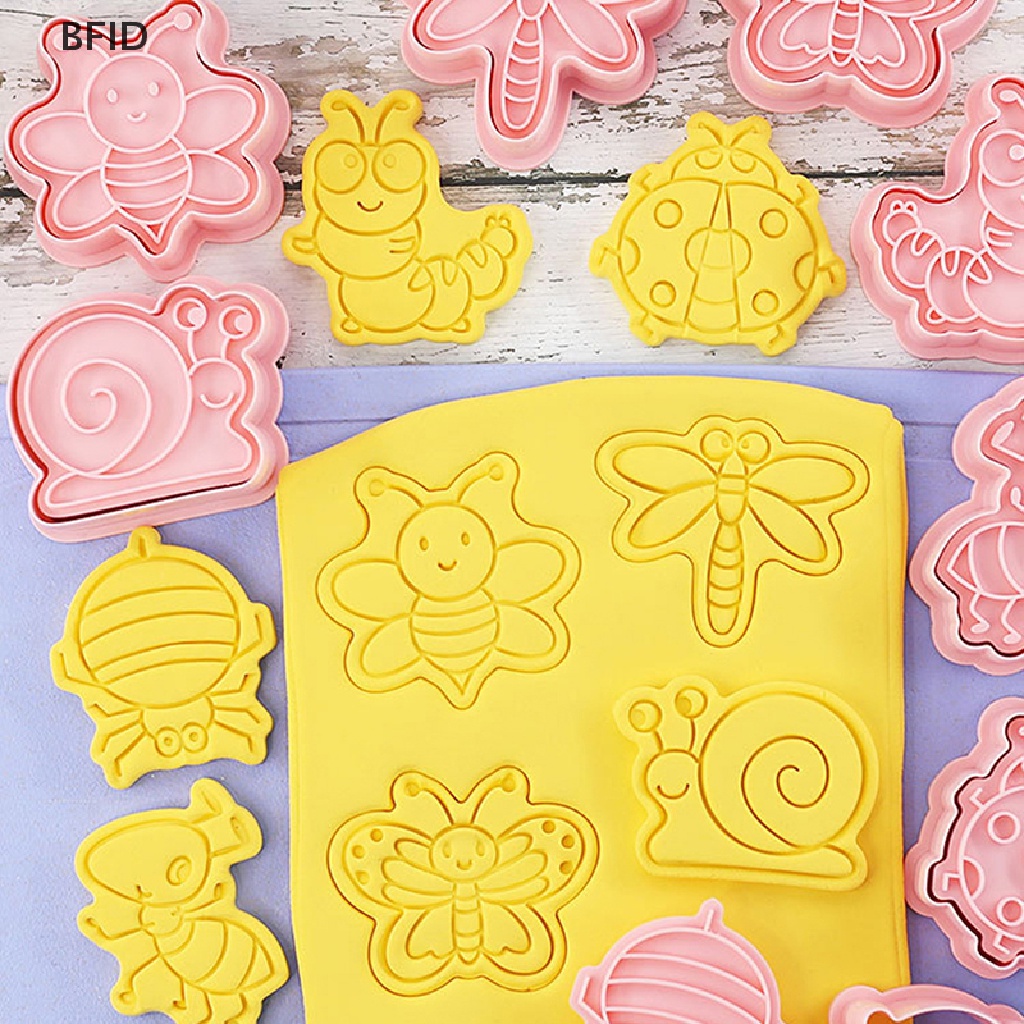 [BFID] 8 Pcs/set Hewan Hutan Gajah Singa 3D Kartun Cookie Cetakan Biskuit Cutter Perangko Lebah Kupu-Kupu DIY Fondant Plunger Alat Kue Dapur Baking Pastry Bakeware Perlengkapan [ID]