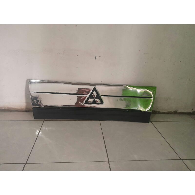 grill mobil L300 model terbaru