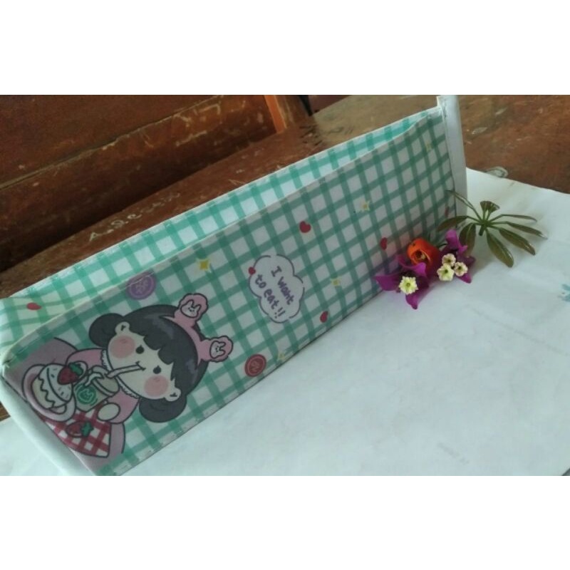 

kotak pensil