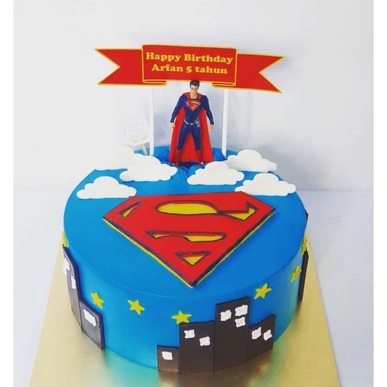 

Kue Superman