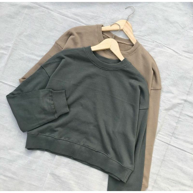 Sweater Crop Top (Oversized)