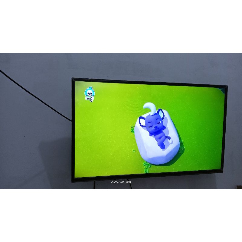 TV Panasonic ukuran 43 inch.