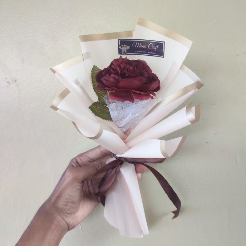 Buket Bouquet bunga wisuda pernikahan ulang tahun acara besar lainnya bisa request