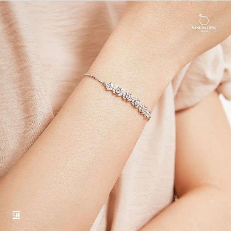 Gelang Serut Sandra Dewi Gold Claire Collection