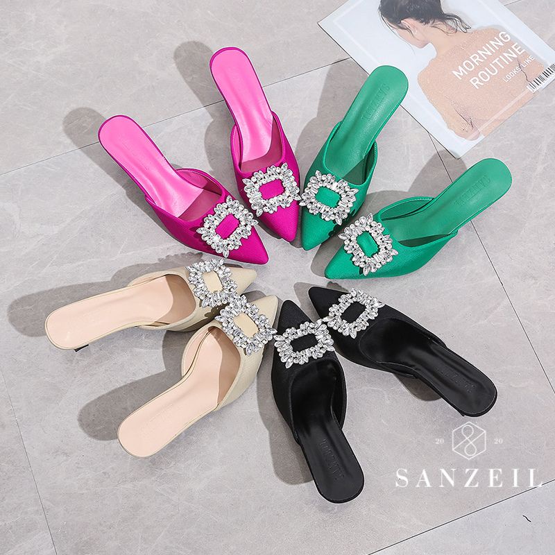 Heels Wanita GO1717 Heels Import