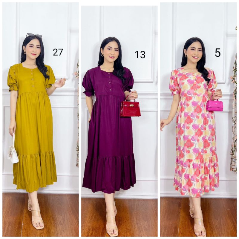 Sabrina dress by kanaya