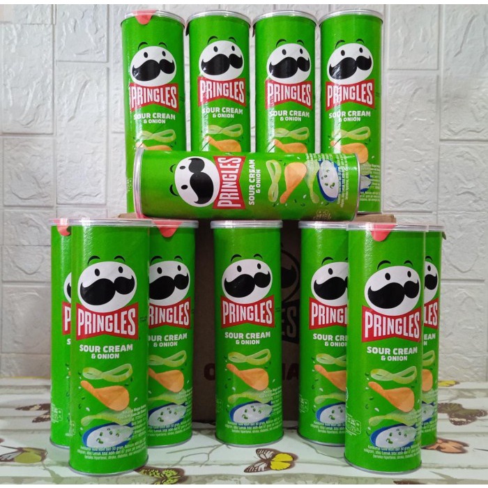 

PRINGLES POTATO CHIPS KERIPIK KENTANG 107 GRAM ORI