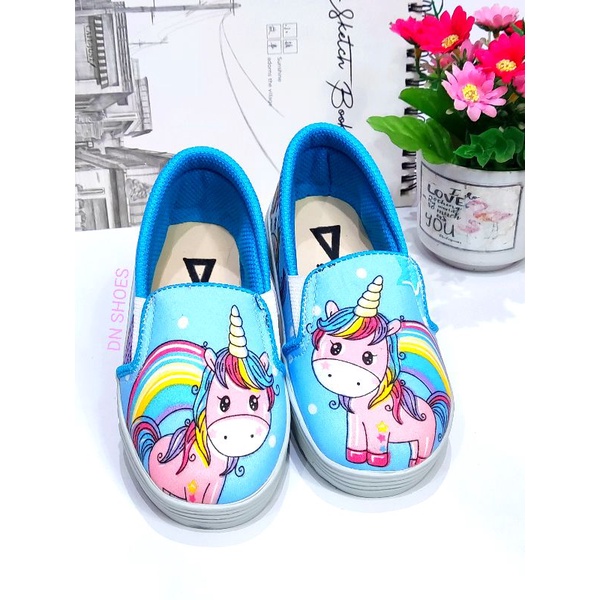 Sepatu Anak Perempuan Slip On Anak Sepatu Flatshoes Anak Lucu Karakter Unicorn Biru