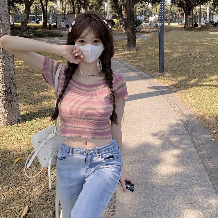 Red Pendek Bergaris Babes Sweater 2022 Baru Musim Panas Lengan Pendek Slim Fit Slim Murni Keinginan Angin Kerah Persegi Top pakaian Wanita