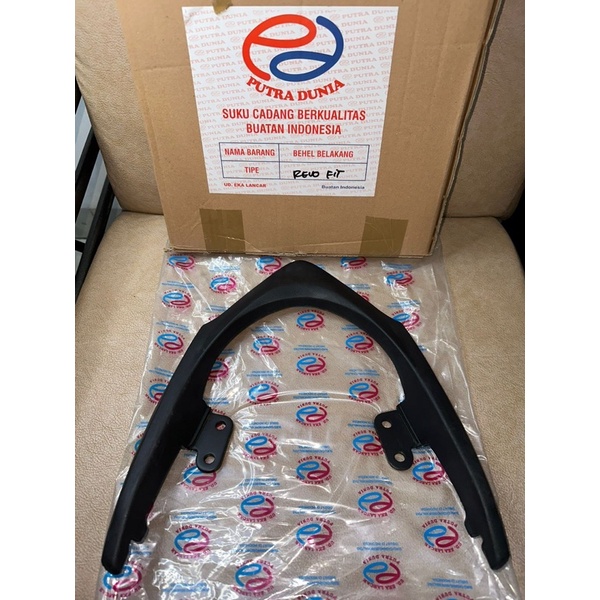 Behel Belakang Sepeda Motor Revo Fit