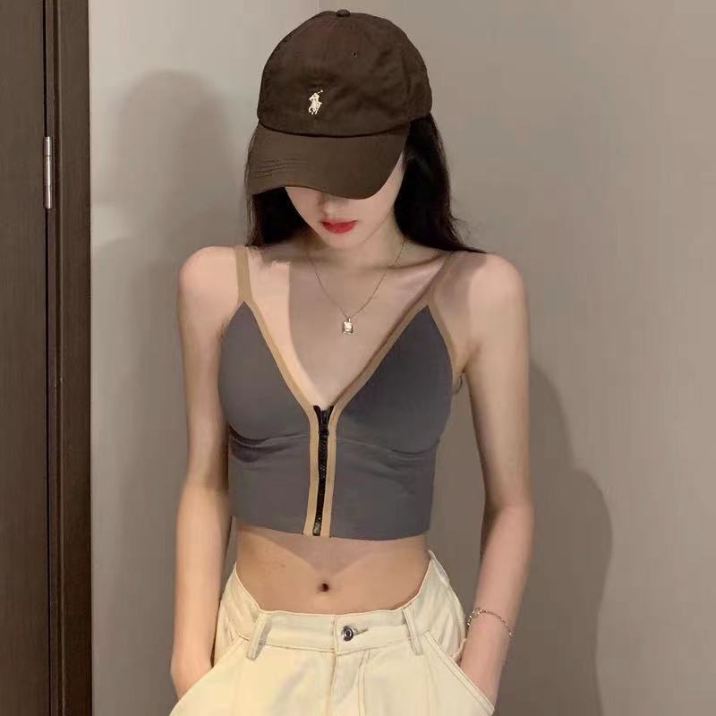 Pakaian dalam punggung wanita cantik versi Korea warna hit tanpa cincin baja gadis dibungkus dada dada kecil berkumpul anti kendur olahraga shockproof tube top wanita