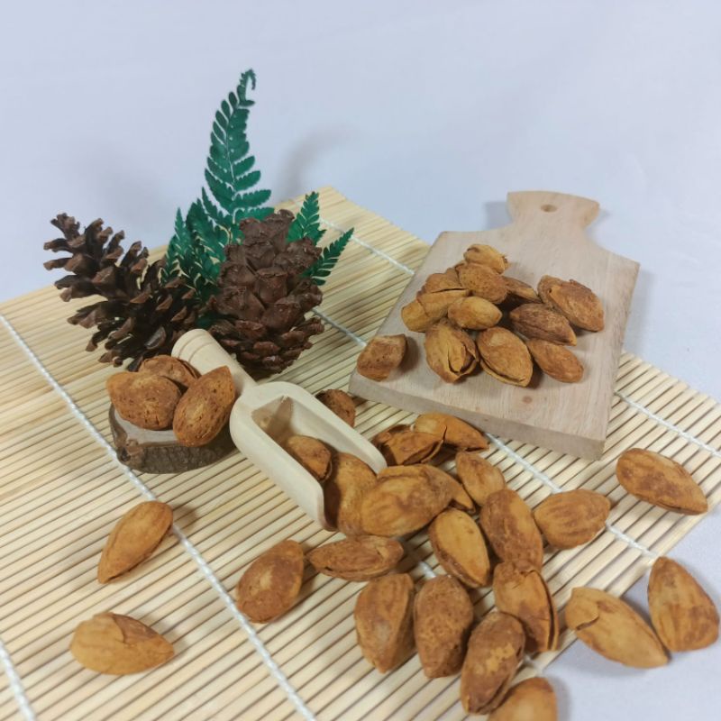 

Kacang almond kulit keju kacang almond murah enak 250