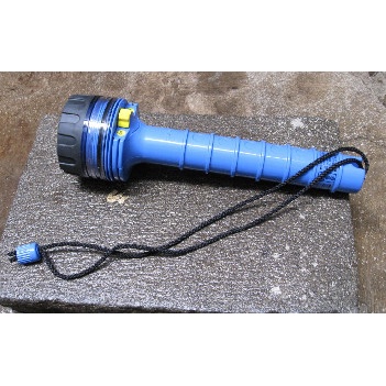 Senter Selam / Underwater Torch K-137 Toshiba