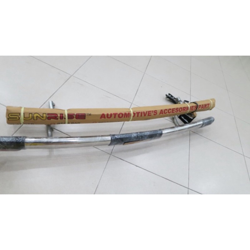BEMPER BELAKANG CALYA / SIGRA STAINLESS OVAL REFLEKTOR