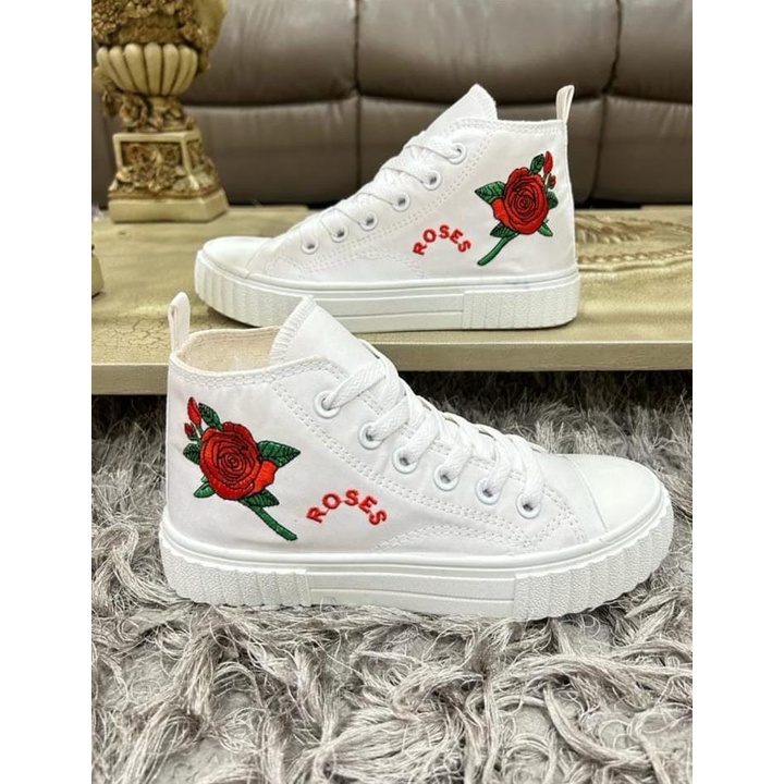 Sepatu Sneakers Wanita Kanvas Bordiran Bunga-Rosse Import