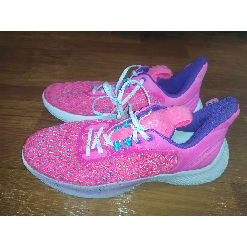 Ander Armour Curry 9